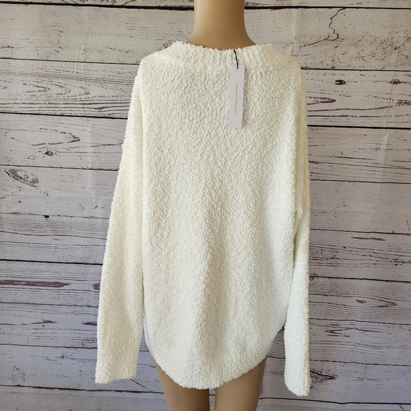 Sanctuary White Teddy Sweater Large NWT - Picture 2 of 5